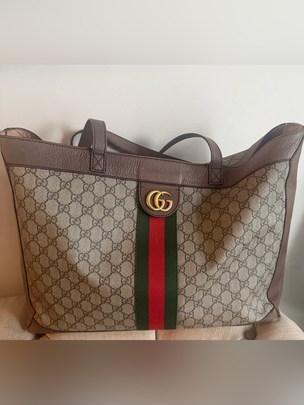 Gucci Beige GG Supreme Tote Large - Picture 7 of 16
